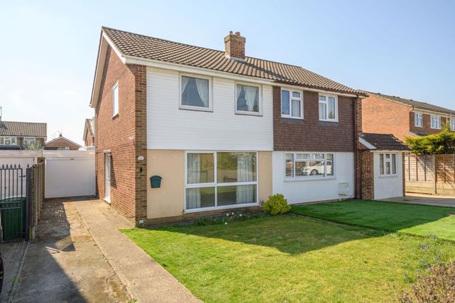 3 bedroom semi-detached house for sale
