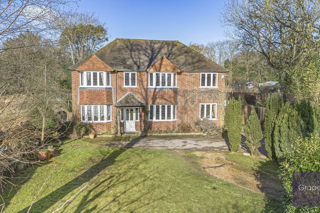 6 bedroom detached house for sale
