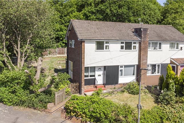 Fortyacre Drive, Bredbury, Stockport... 3 bed semi