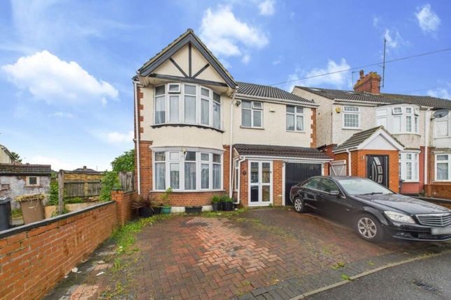 High Mead, Luton, Bedfordshire 5 bed detached house for sale