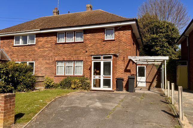 Danes Way, Pilgrims Hatch, CM15 3 bed semi