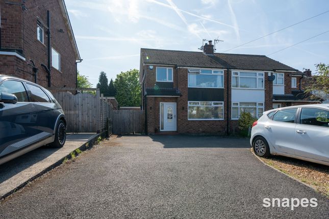 3 bedroom semi-detached house for sale