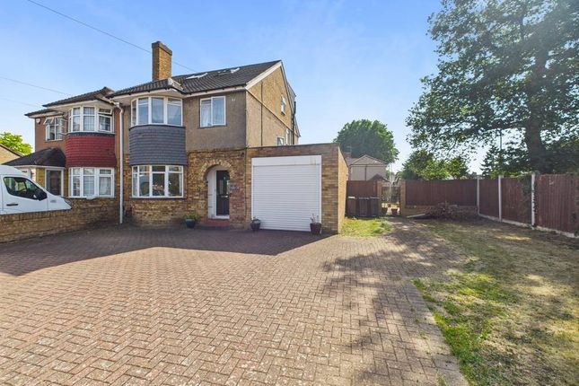 Benedict Drive, Feltham, Middlesex, TW14 5 bed semi