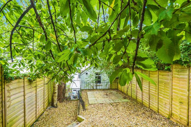 2 bedroom ground floor flat for sale
