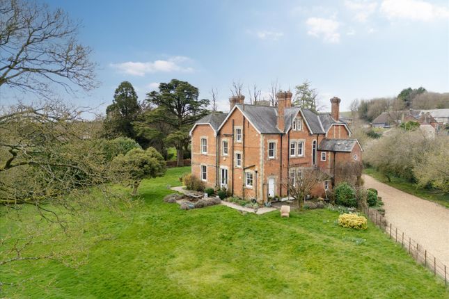 7 bedroom detached house for sale