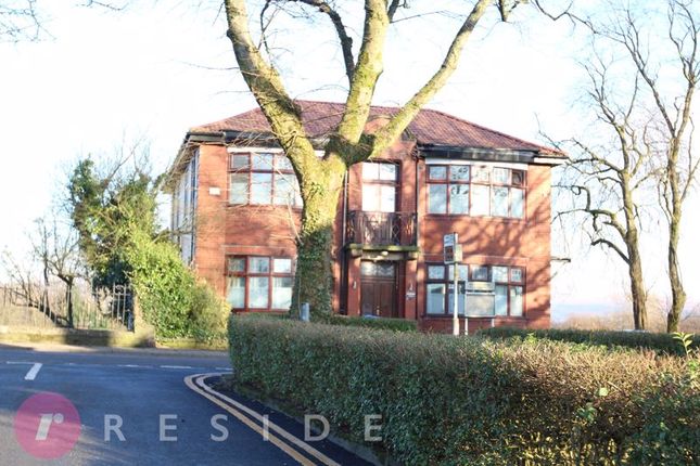 Wardle Road, Rochdale OL12 6 bed detached house for sale