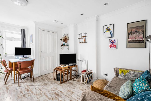 Sunderland Road, London 1 bed apartment for sale