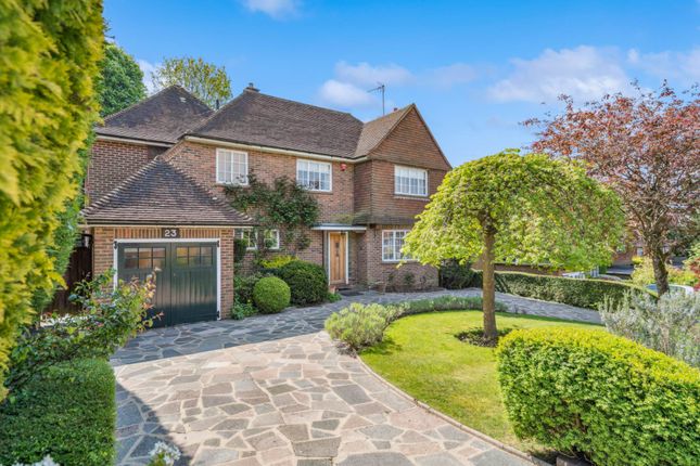 Warren Road, Bushey Heath 3 bed detached house for sale