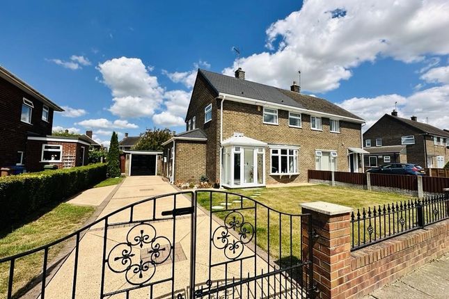 3 bedroom semi-detached house for sale
