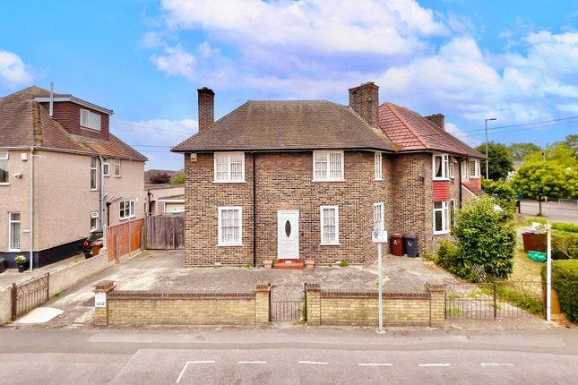 Halbutt Street, Dagenham, RM9 3 bed end of terrace house for sale