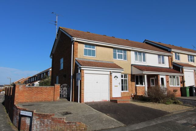 Langdale Drive, Freshbrook, Swindon, SN5 3 bed semi