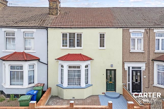 Whitehall Road, Grays, RM17 3 bed terraced house for sale