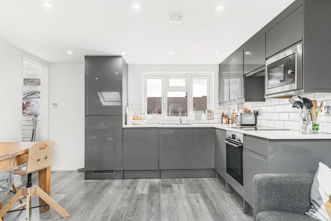 Cobden Road, South Norwood 3 bed apartment for sale
