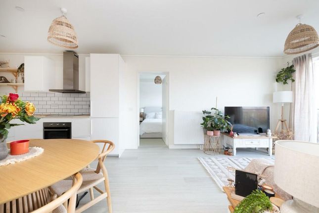 St. Edmunds Road, Northampton 2 bed apartment for sale