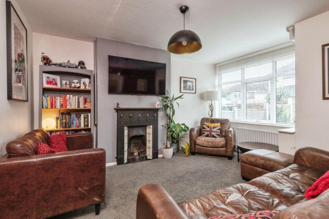 3 bed semi-detached house