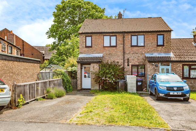 2 bedroom semi-detached house for sale