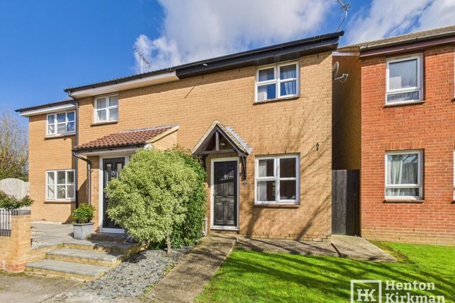 2 bedroom semi-detached house for sale