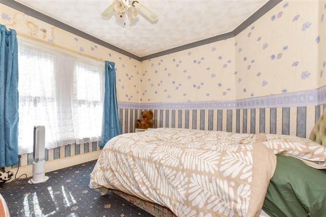 2 bed terraced house