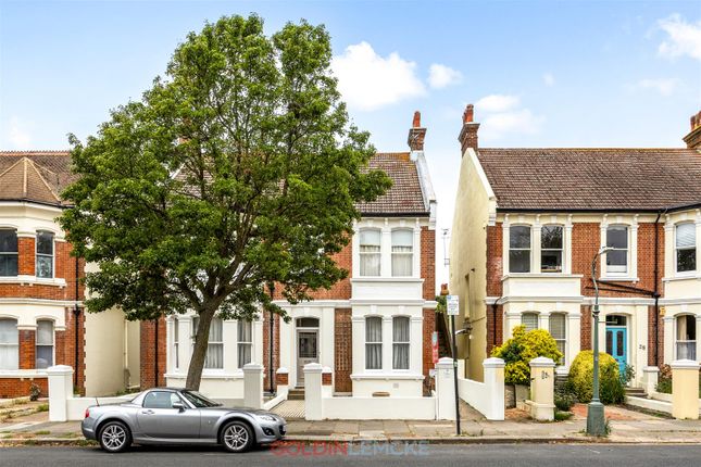 Sackville Gardens, Hove 4 bed flat for sale