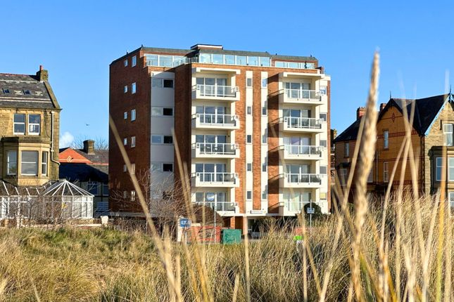 North Promenade, Lytham St. Annes FY8 2 bed apartment for sale