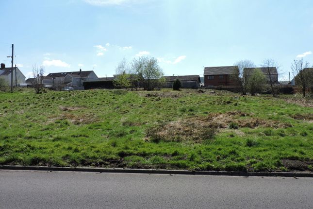 Land at Lewis Avenue, Cwmllynfell... Plot for sale