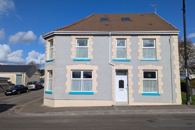 Commercial Street, Treharris CF46 5 bed detached house for sale
