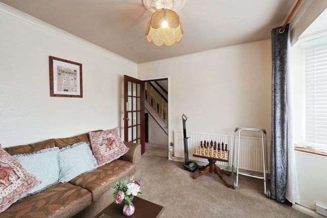 3 bed semi-detached house