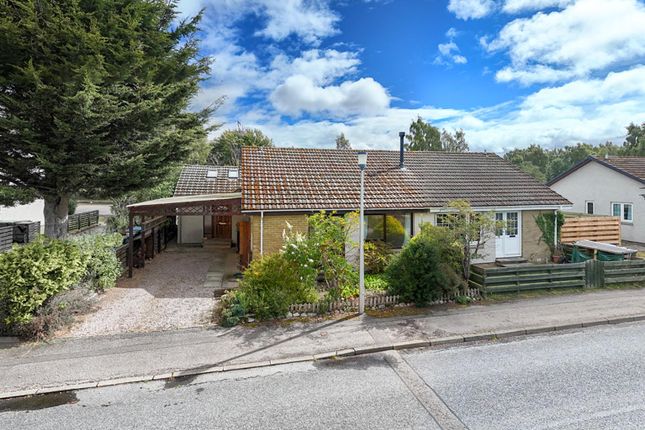 3 bedroom semi-detached bungalow for sale