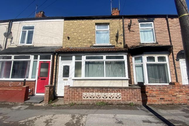 Buckingham St, Hull, HU8 8TL 2 bed terraced house for sale