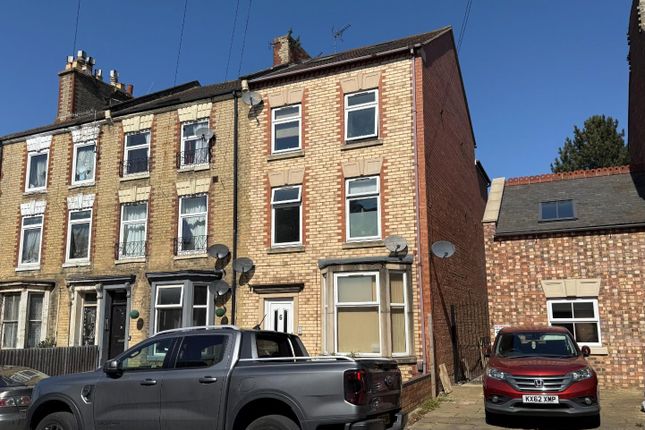 Hester Street, Northampton NN2 5 bed apartment for sale