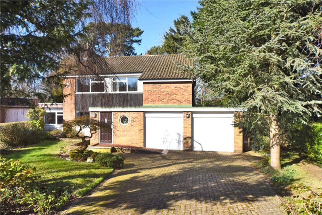 4 bed detached house
