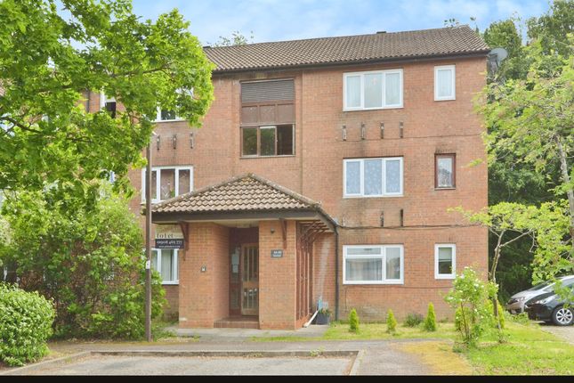 1 bedroom ground floor flat for sale