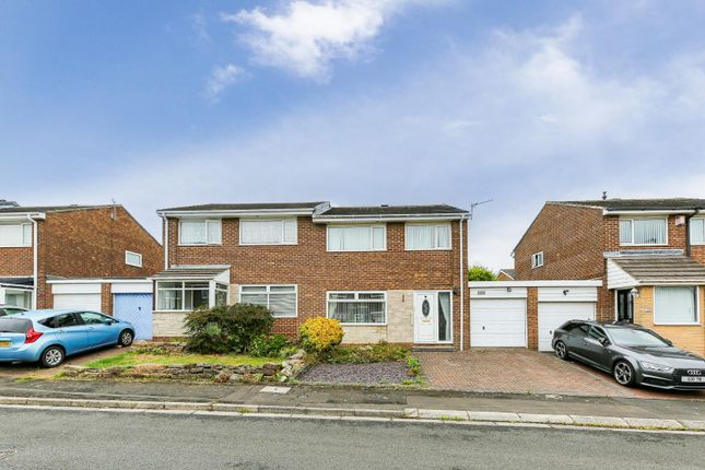 Garth Sixteen, Killingworth, NE12 3 bed semi