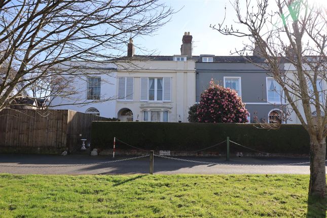 Ebberley Lawn, Barnstaple, EX32 3 bed apartment for sale