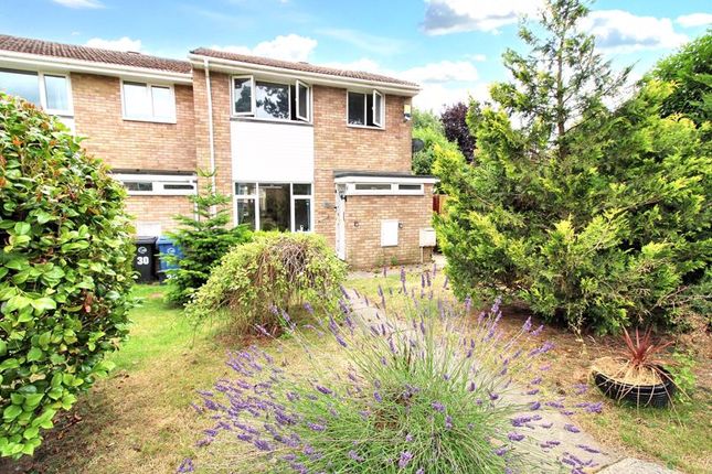 Campbells Ride, Holmer Green HP15 3 bed end of terrace house for sale