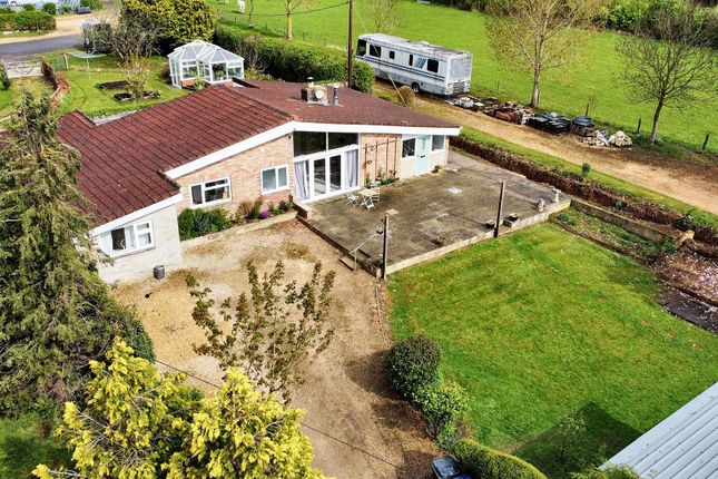 4 bed detached house