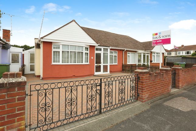 2 bedroom semi-detached bungalow for sale