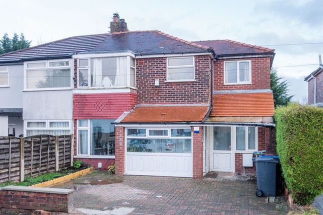 Windsor Crescent, Prestwich, M25 3 bed semi