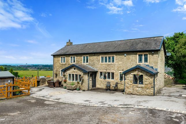 Lane Head Road, Oldham, OL4 3 bed detached house for sale