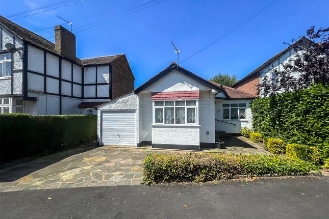 Laleham Road, Surrey TW18 3 bed bungalow for sale