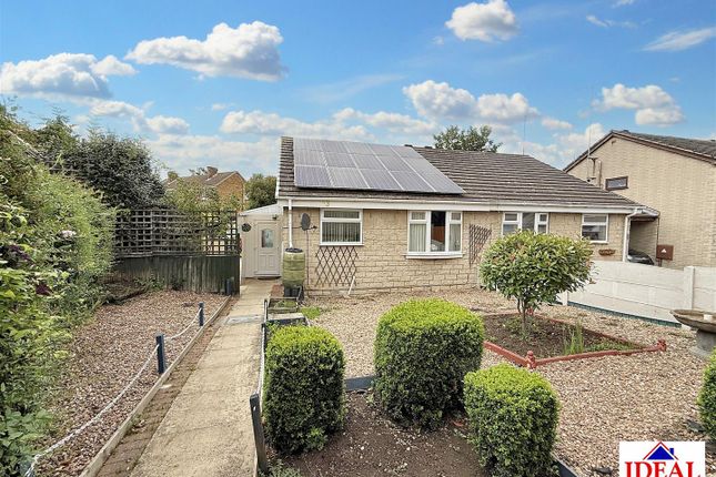 2 bedroom semi-detached bungalow for sale