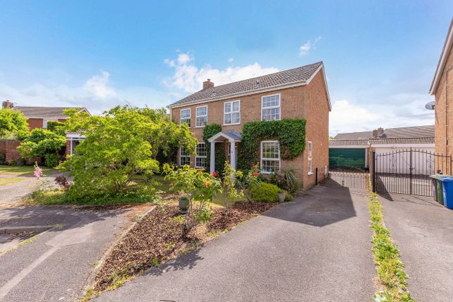 Balmoral, Maidenhead SL6 4 bed detached house for sale