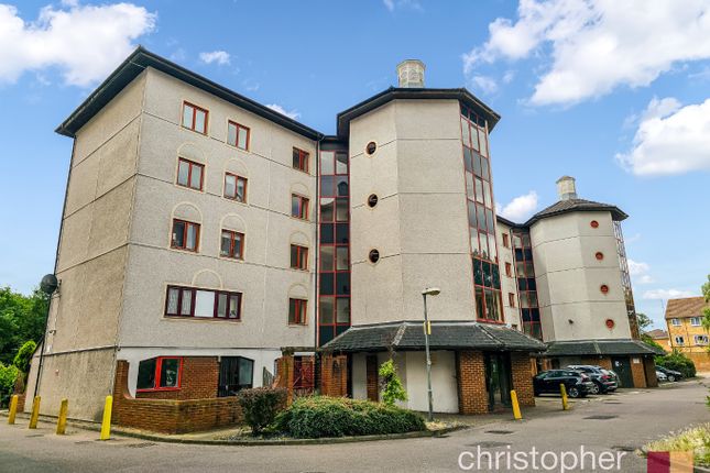 Hardingstone Court, Eleanor Way... 2 bed apartment for sale