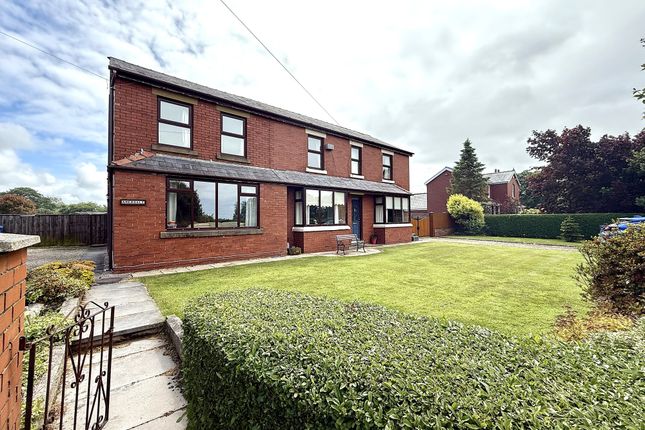 2 bedroom semi-detached house for sale