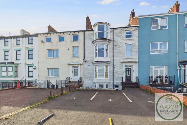 3 bedroom flat for sale