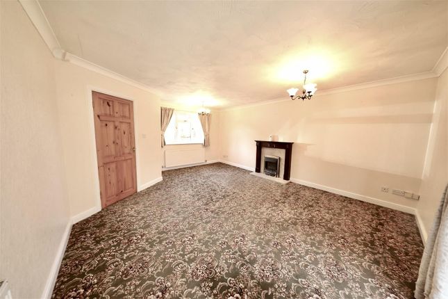 Hull Road, Woodmansey, Beverley 2 bed detached bungalow for sale