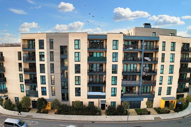 Westmoreland Road, Halley House, NW9 1 bed flat for sale