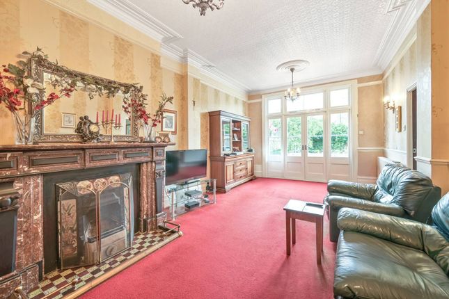 Macdonald Road, New Southgate... 5 bed semi
