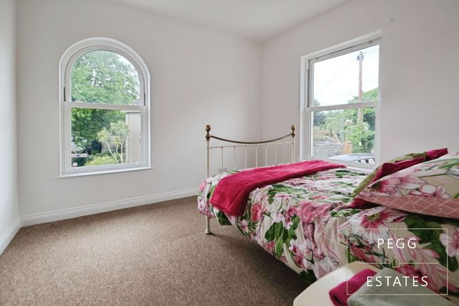 Torquay TQ2 2 bed flat for sale