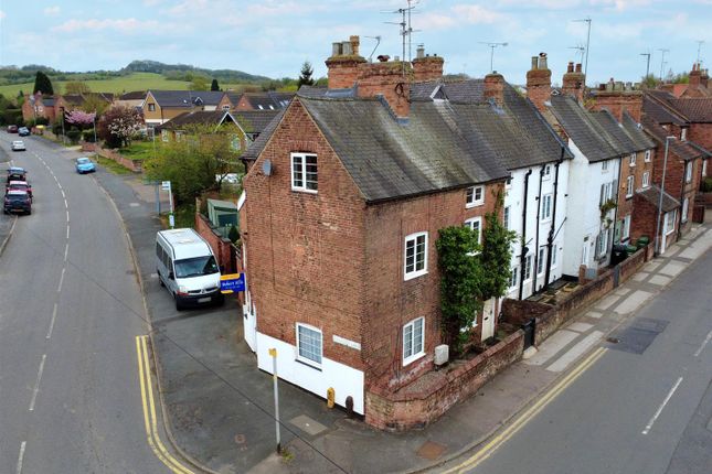 Main Street, Calverton, Nottingham 3 bed townhouse for sale